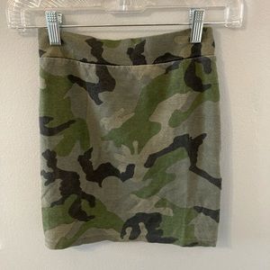 brandy melville camo skirt